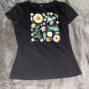 Flower design t-shirt